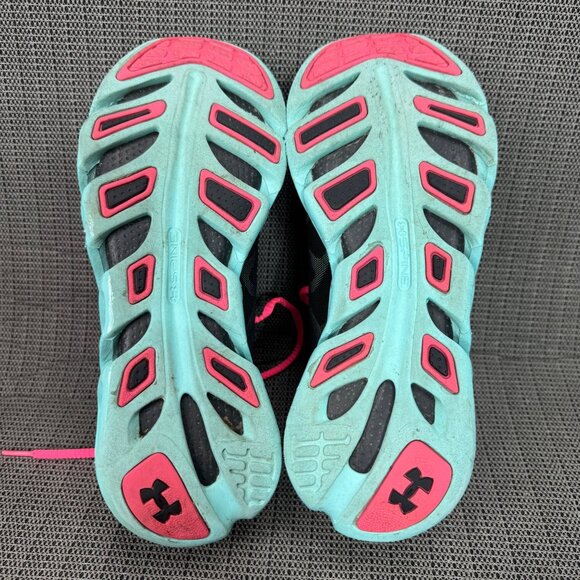 Under Armour Spine Venom Womens Size 8.5 Running Shoes Black/Pink/Turquoise - Picture 7 of 8